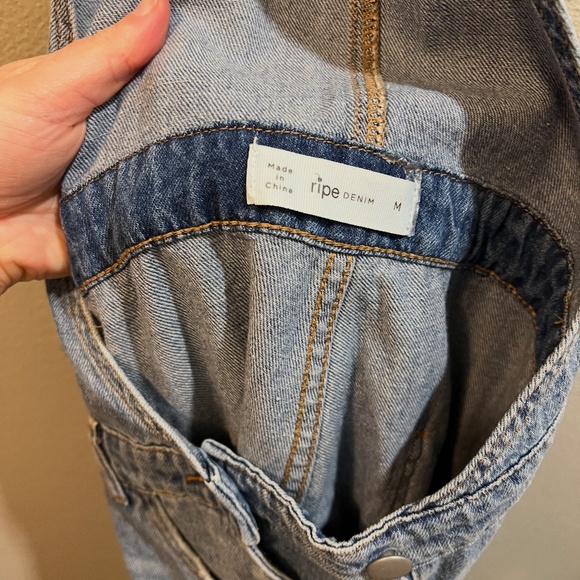 Ripe Maternity Short Overalls - Picture 3 of 5